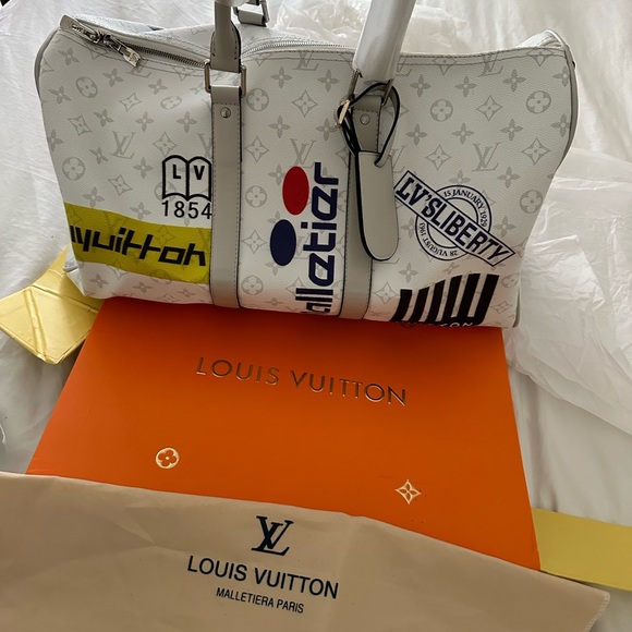 Authentic Louis Vuitton Carryall 50, NIB - Picture 15 of 16